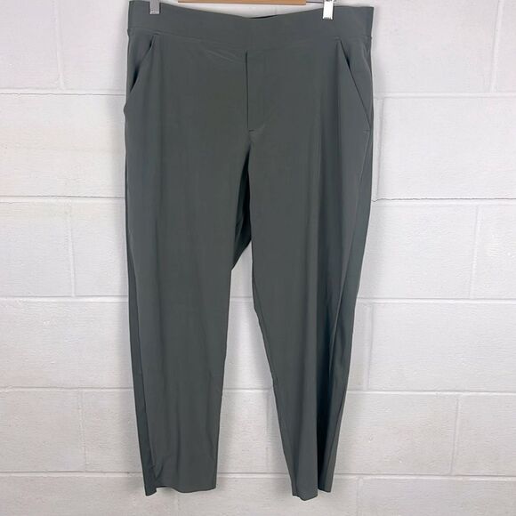 Athleta Pants - Athleta Brooklyn ankle pant